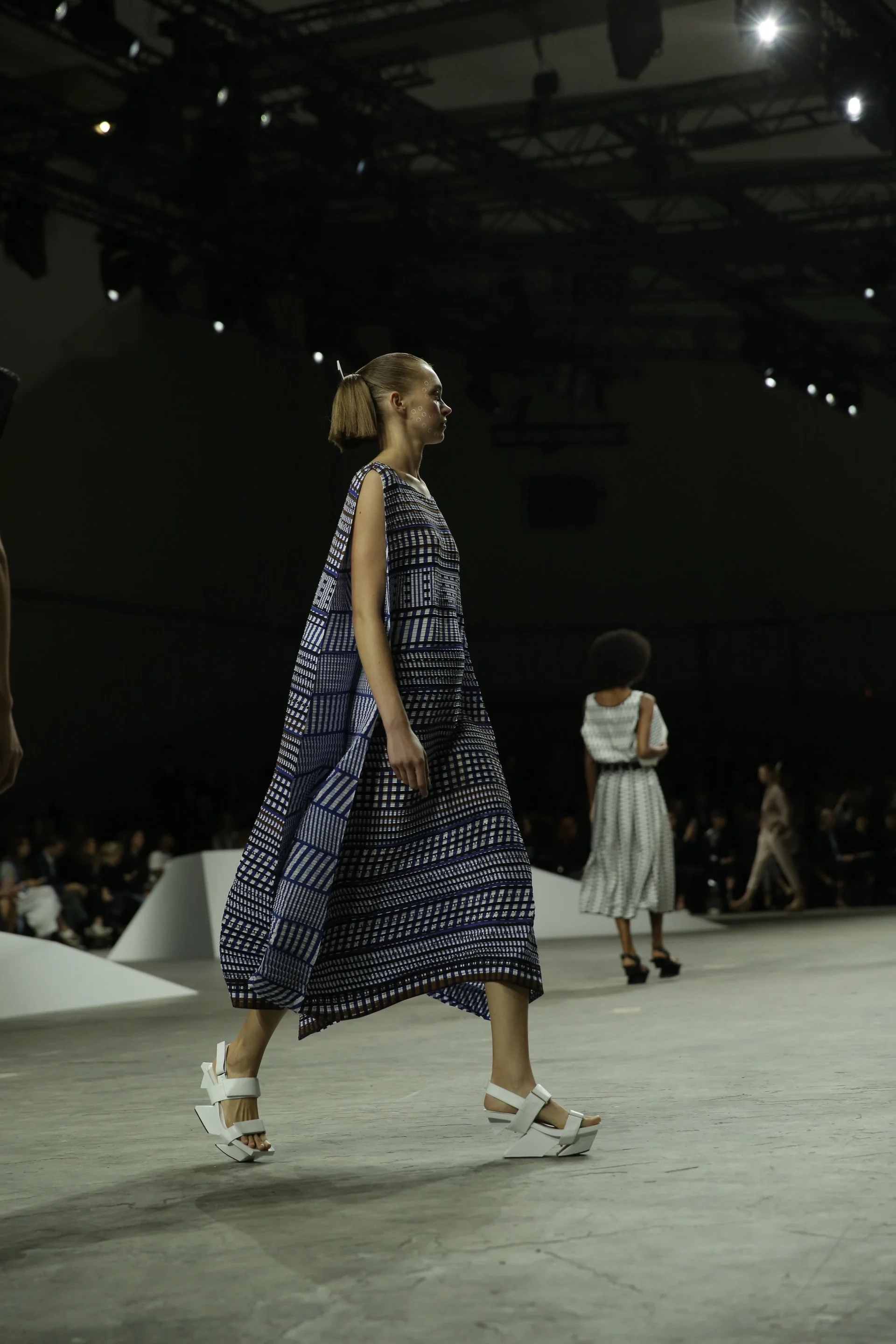 Issey Miyake SS17 - COEVAL Magazine